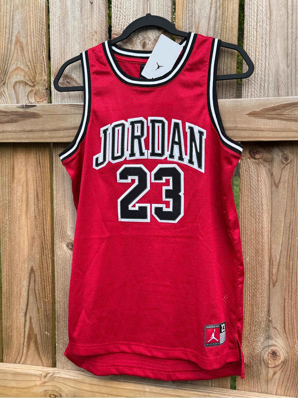 NWT Jordan Basketball Jersey Boys 13/15 XL X-Large Retail $58